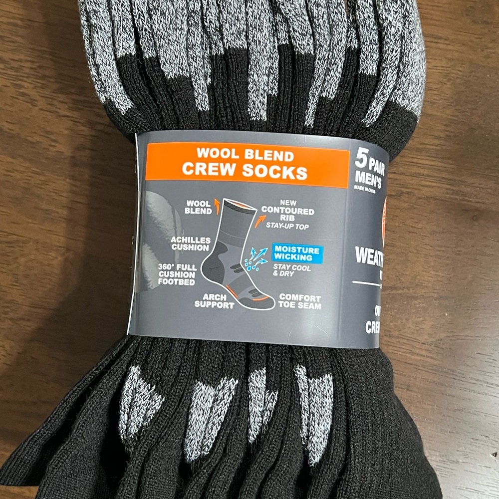 Weatherproof Premium 4-Pair Men's Wool Blend Crew Socks